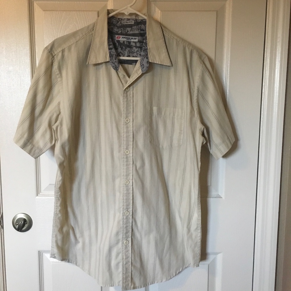 Men’s Short sleeve button down shirt